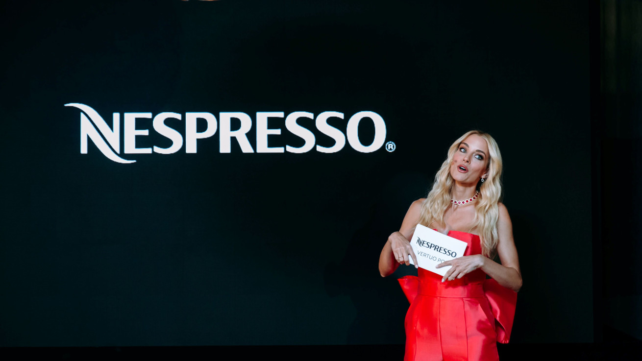 Η Nespresso φέρνει την επανάσταση στο χρώμα