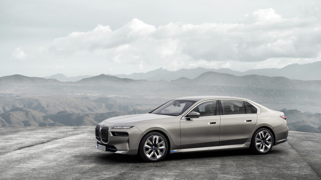 Η BMW οδηγεί την πολυτελή κατηγορία σε μία νέα εποχή με τη νέα Σειρά 7