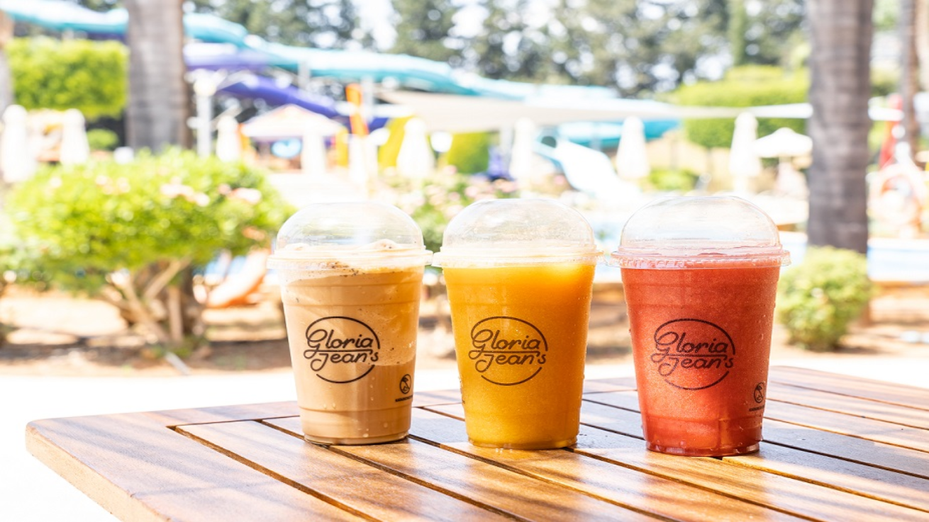 Επέκταση της αλυσίδας Gloria Jean’s Coffees στο Fasouri Watermania Waterpark