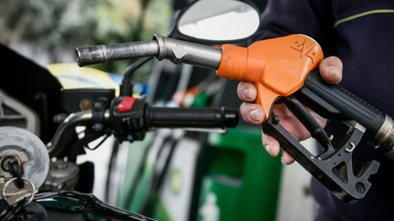 Επαναφορά επιδότησης καυσίμων για δύο μήνες ζητεί ο Σύνδεσμος Καταναλωτών