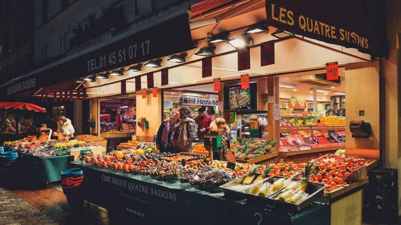 Γαλλία: Η κυβέρνηση θέλει να μειώσει τις τιμές σε 2.000 προϊόντα