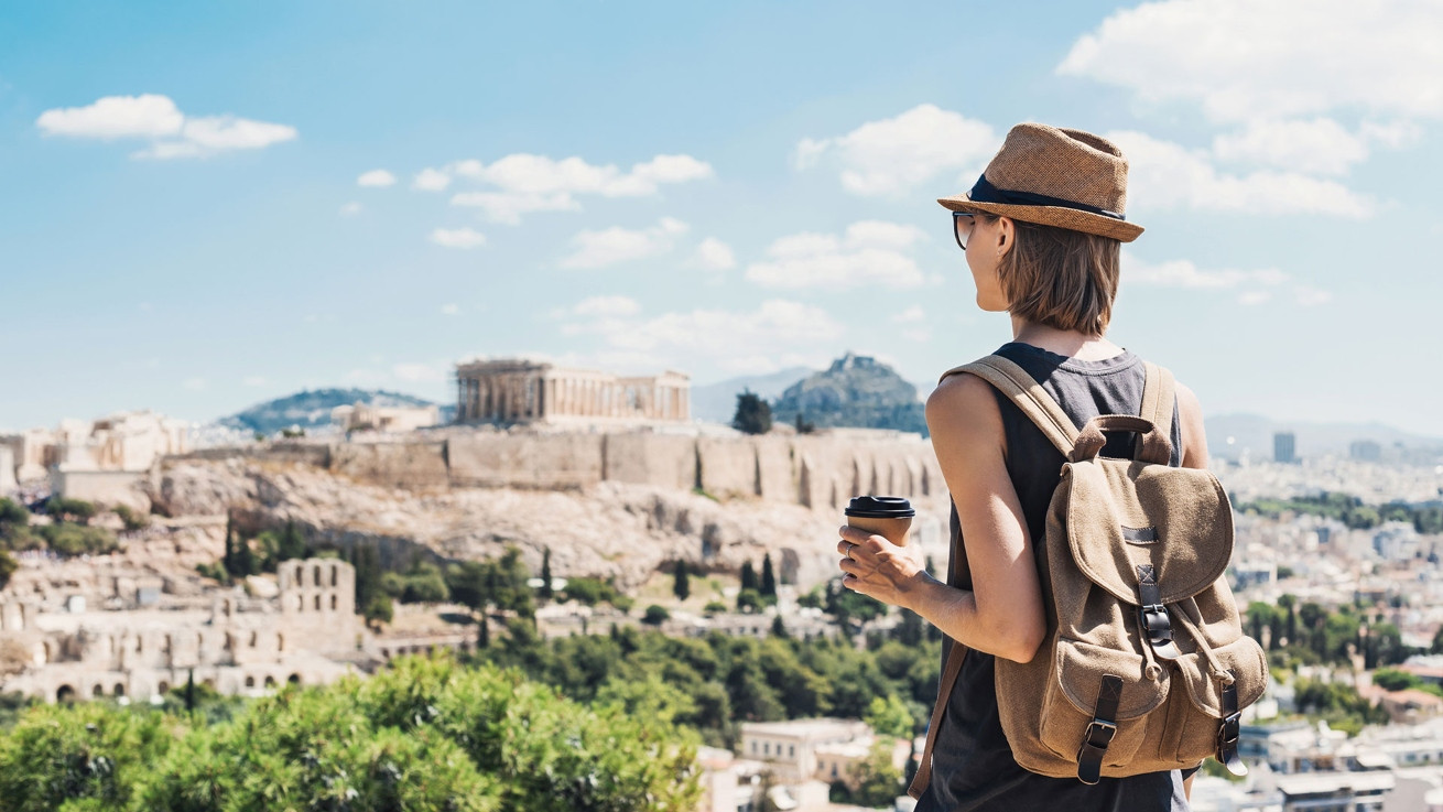 Επισκέπτες από 7 χώρες ώθησαν την Αθήνα σε νέο ιστορικό ρεκόρ