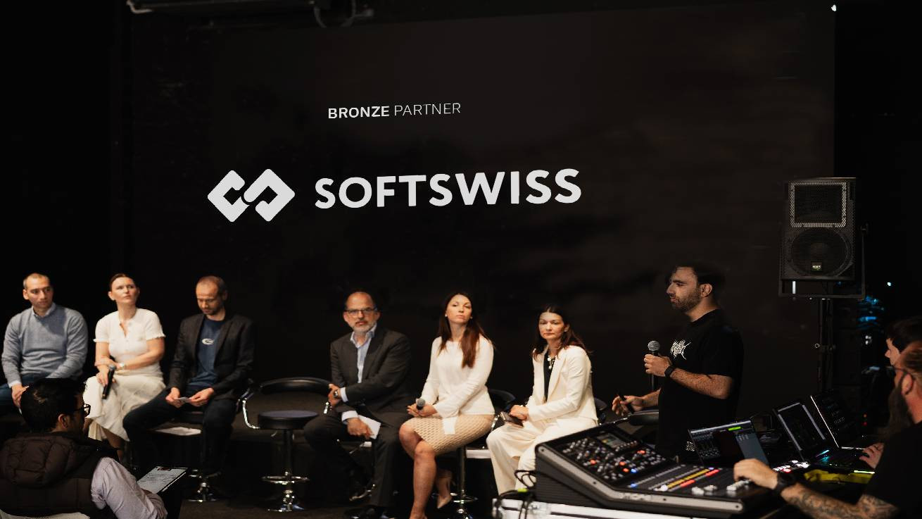 SOFTSWISS: Συμμετοχή στο φετινό Reflect Festival και διάκριση CTO της Χρονιάς στα Oracle Excellence Awards 2025
