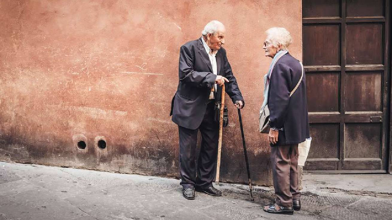 Πότε αρχίζουμε να γερνάμε;