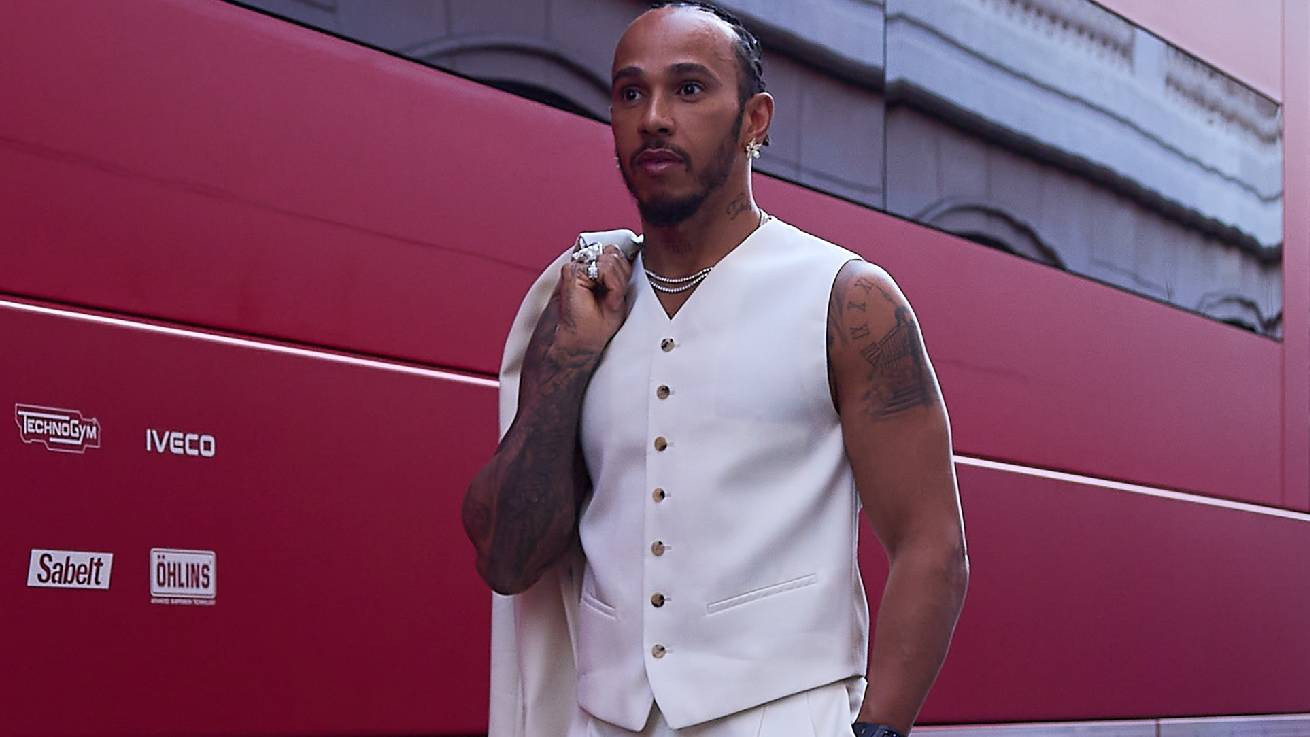 Η Calvin Klein έντυσε τον Lewis Hamilton για το Grand Prix της Formula 1 στο Μονακό