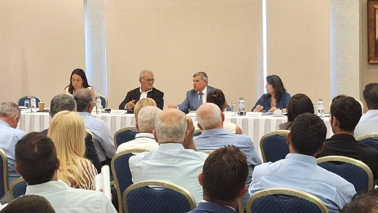 Επίσκεψη Υπουργού Ενέργειας στη Λεμεσό και Ανοικτή Συζήτηση με τις Επιχειρήσεις Πρωτοβουλία του ΕΒΕ Λεμεσού για την προώθηση λύσεων σε σημαντικά ζητήματα του επιχειρηματικού κόσμου