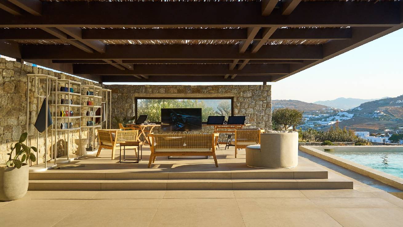 Το Range Rover House στη Μύκονο για να γιορτάσει 55 χρόνια θρυλικής πορείας