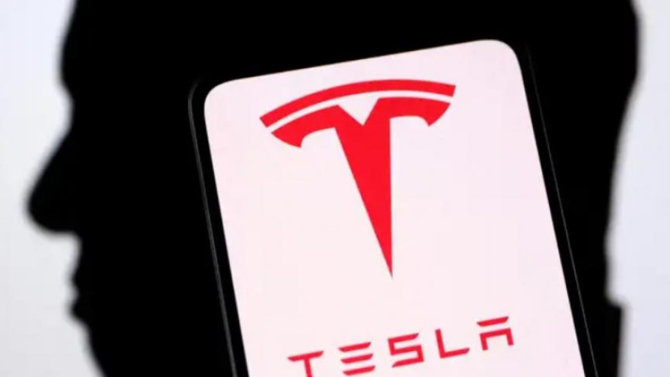 Tesla: Βουτιά 6% για τη μετοχή στην pre-market συνεδρίαση