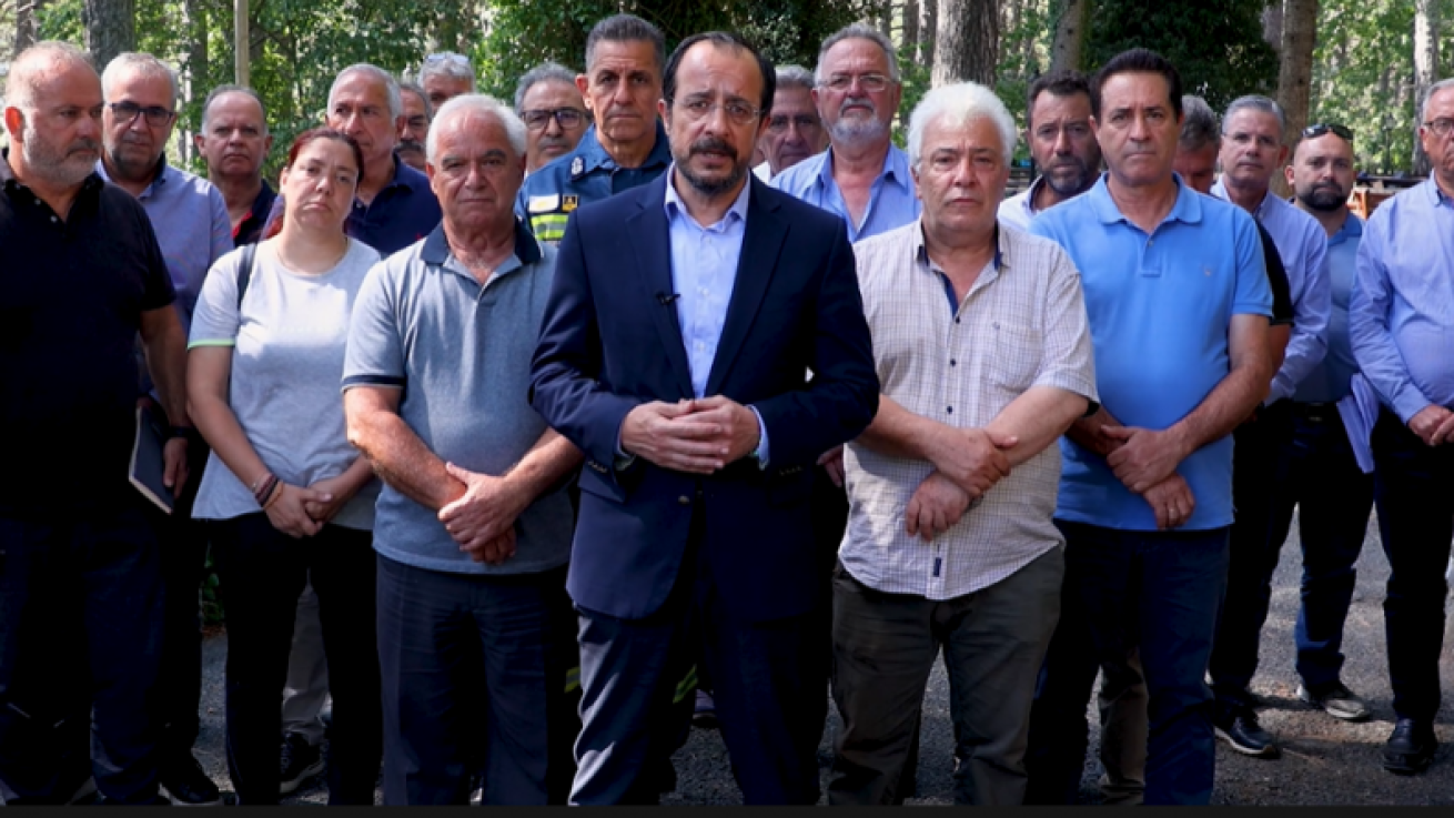 Εφάπαξ στήριξη, αποζημιώσεις κι άλλα 10 μέτρα στήριξης - Τι είπε ο ΠτΔ