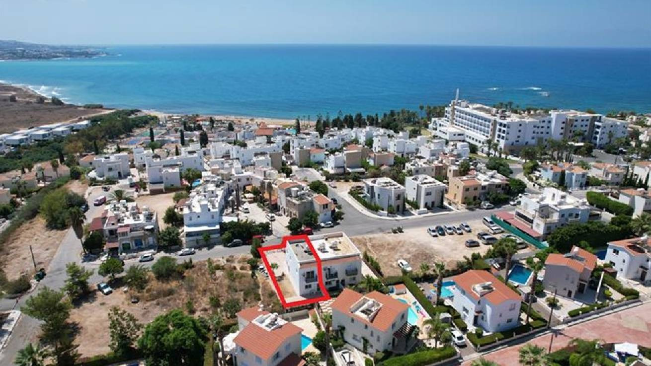 Νέος κατάλογος BidX1 – 10 κατοικίες και διαμερίσματα στην Πέγεια, ανάμεσα στα κορυφαία