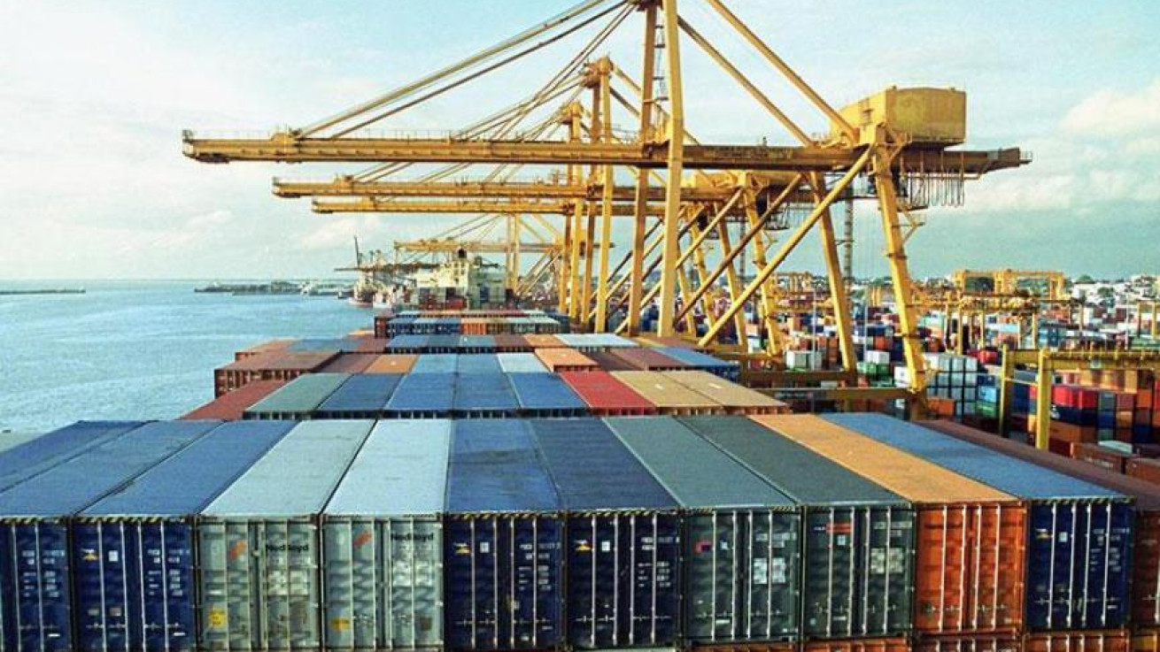 24ωρη απεργία εκτελωνιστών στο λιμάνι Λεμεσού