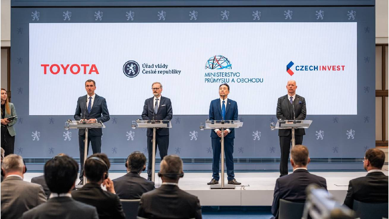 Η Toyota ανακοινώνει νέο ηλεκτρικό μοντέλο που θα παράγεται στην Ευρώπη