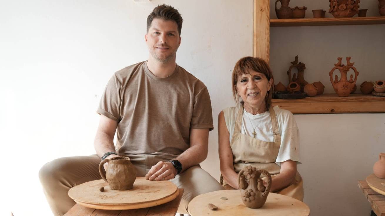 Η XM συνεργάζεται με τον Λούκα Γιώρκα για το τραγούδι “Σκέψου το Χωριό”