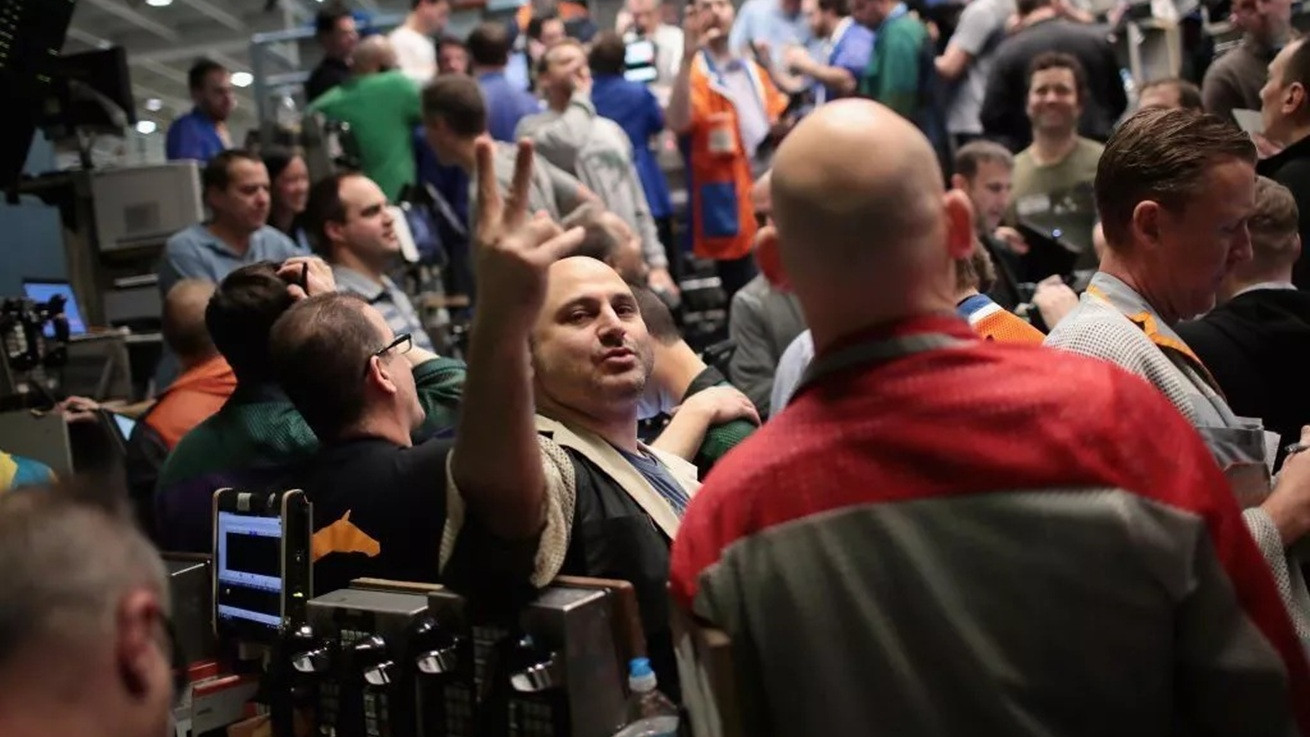 Wall Street: Νέο ρεκόρ ο Dow Jones, συνέχισαν την ανάκαμψη οι τεχνολογικές μετοχές