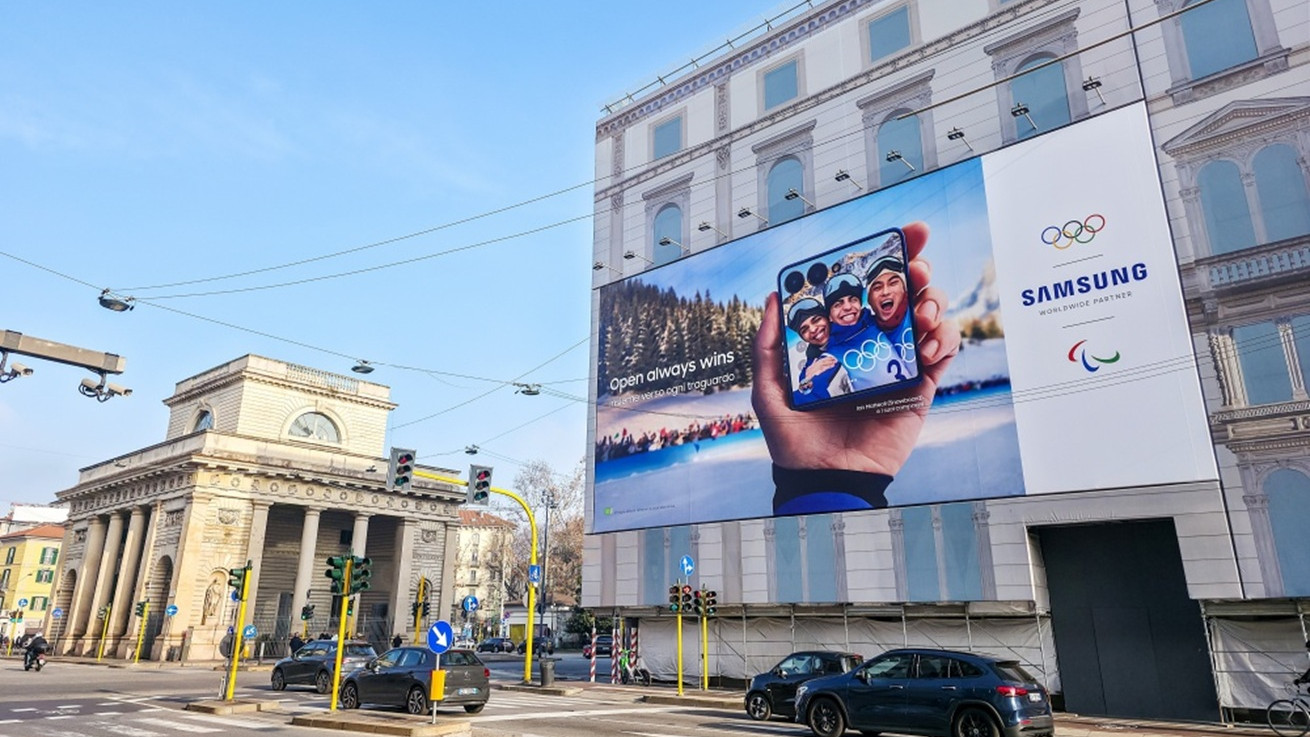 Η καμπάνια της Samsung «Open Always Wins» στο Μιλάνο