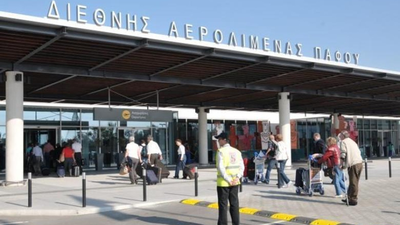 Kανονικά λειτουργεί ο αερολιμένας Πάφου - Ακυρώσεις πτησεων στη Λάρνακα