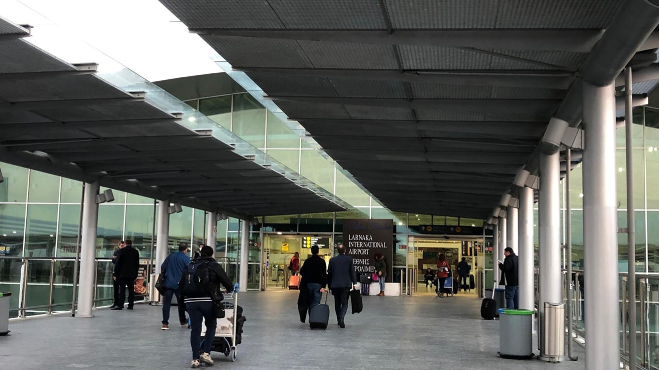 Τριάντα εννέα πτήσεις ακυρώνονται την Παρασκευή από και προς το αεροδρόμιο Λάρνακας