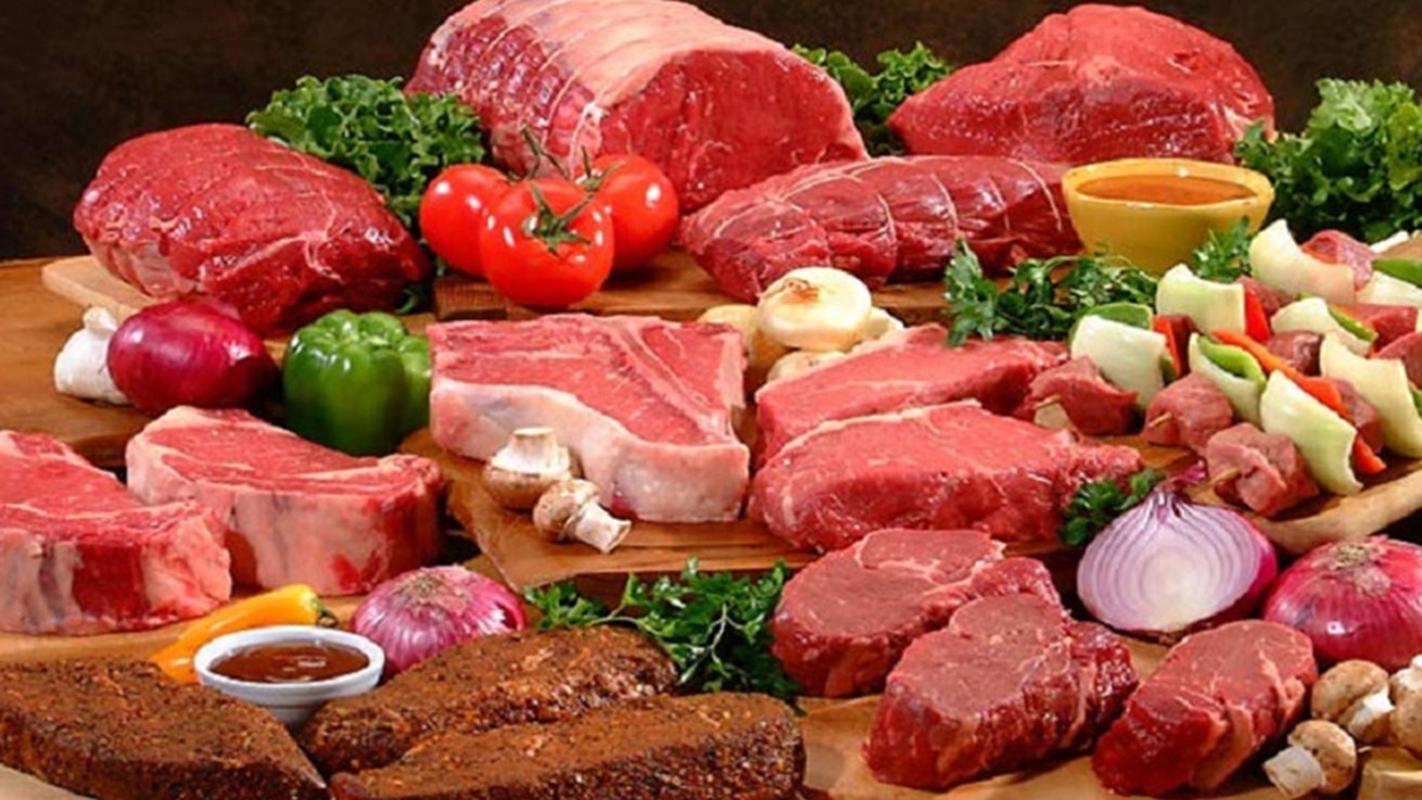 Υπάρχει επάρκεια κρέατος, στα ίδια επίπεδα οι τιμές για το Πάσχα