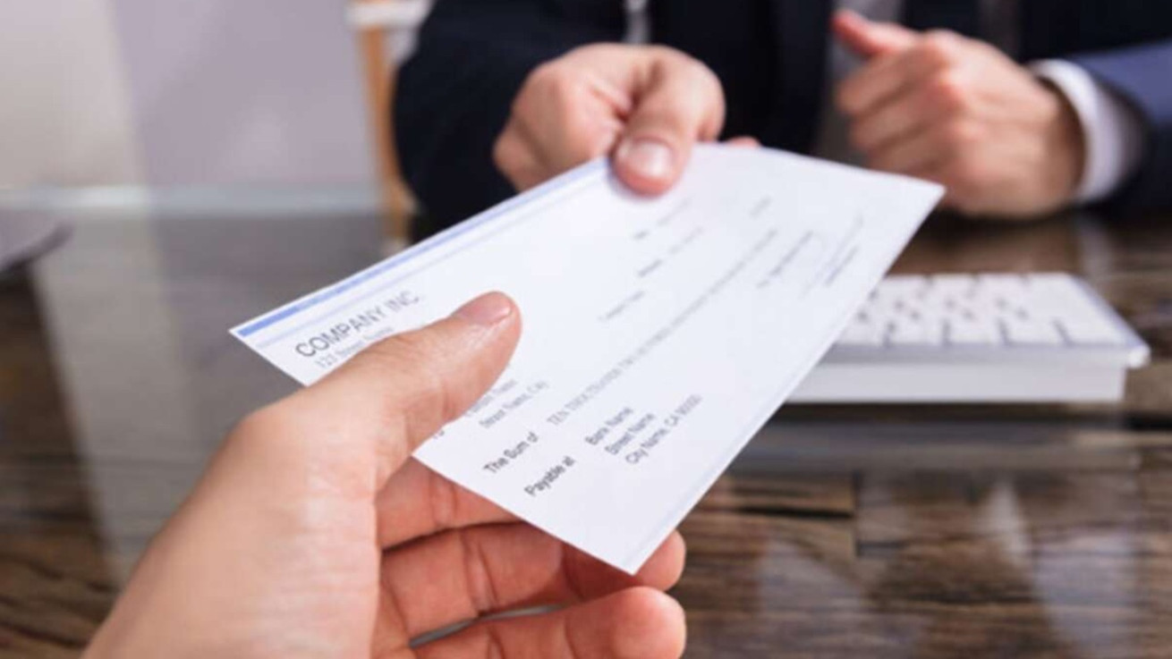 Ακάλυπτες επιταγές χιλιάδων ευρώ εκδόθηκαν τον Μάρτιο