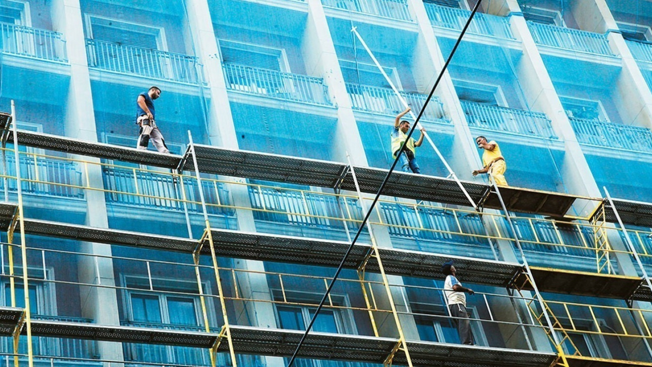 Εκρηκτική αύξηση 76,9% στην έκδοση αδειών οικοδομής τον Ιανουάριο