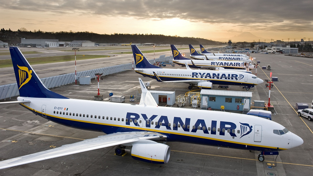 Ryanair: «Φρένο» στις χειμερινές πτήσεις λόγω ακριβού πετρελαίου