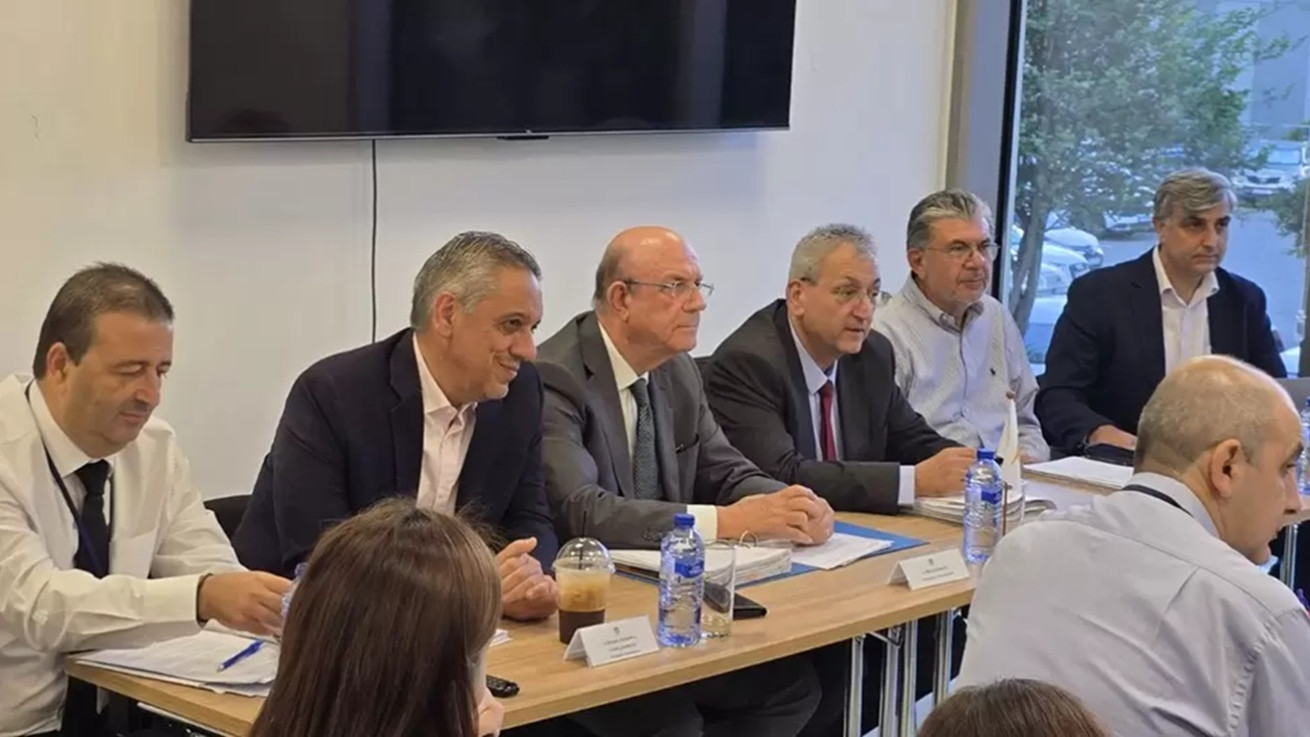 Συνταξιοδοτικό: Στο τραπέζι ξανά η αύξηση του ορίου ηλικίας – Αντιδρούν οι συντεχνίες