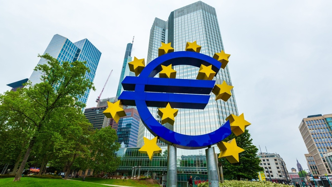 ΕΚΤ: Νέα αύξηση επιτοκίων τον Δεκέμβριο – Η ενέργεια αλλάζει τα δεδομένα για τον πληθωρισμό