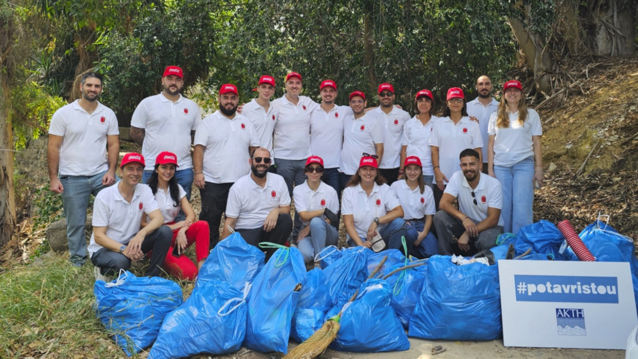 Η Coca-Cola HBC Κύπρου συμμετείχε στην Παγκόσμια Ημέρα Καθαρισμού με εθελοντική δράση εργαζομένων στην εκστρατεία #potavristou