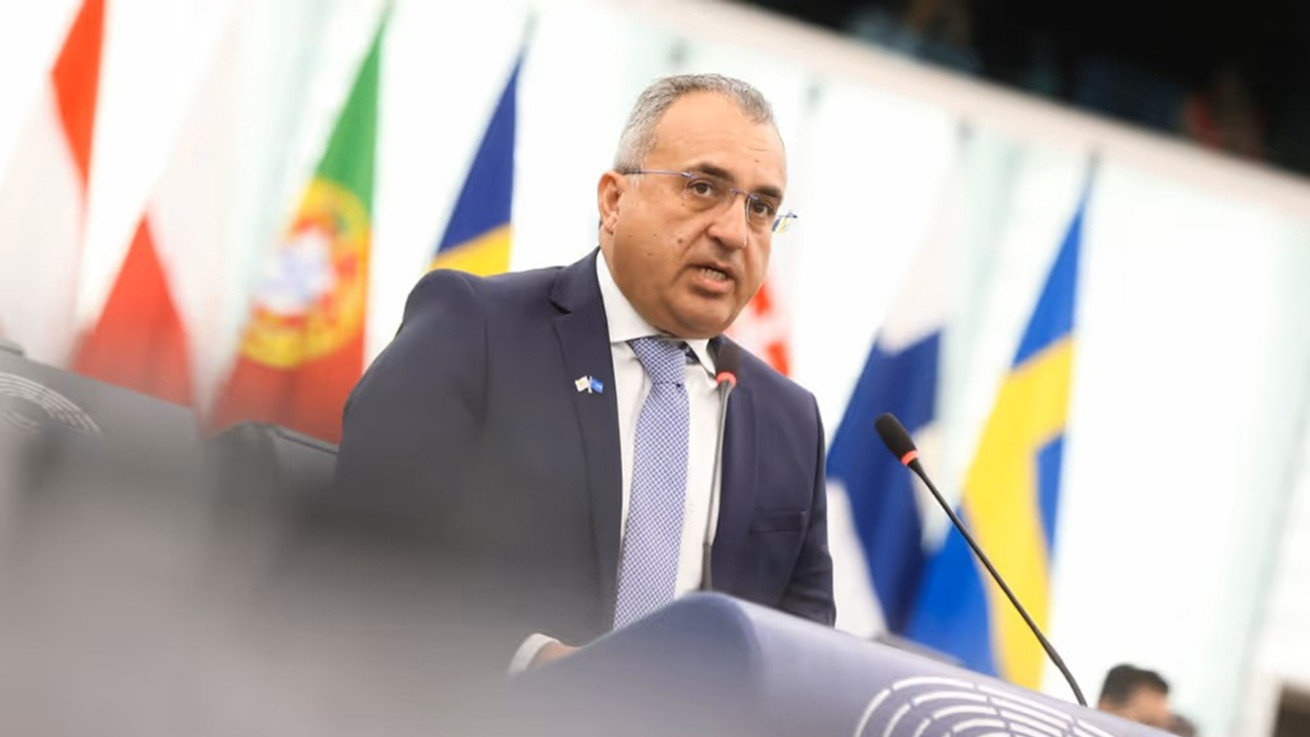 Χατζηπαντέλα: Ισχυρότερη ευρωπαϊκή στήριξη για την έρευνα στους σπάνιους καρκίνους – Συνυπογράφουν 41 ευρωβουλευτές