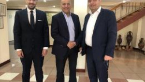 Συνάντηση Υπουργού Οικονομικών - ΠΑΣΥΞΕ για την κρίση στον τουριστικό τομέα - Τι ζήτησαν οι Ξενοδόχοι