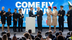 Ιστορική εμπορική συμφωνία Emirates – United Airlines