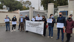 Ανησυχούν για τη θέση εργασίας τους και βγαίνουν σε διαμαρτυρία