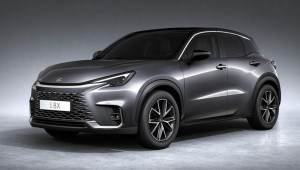 Παγκόσμια πρεμιέρα για το ολοκαίνουργιο Lexus LBX