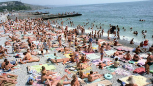 Συμφόρηση 13 χιλιομέτρων προς την Κριμαία για διακοπές