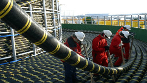 Επιτόκια και βιωσιμότητα EuroAsia στην Επιτροπή Εμπορίου