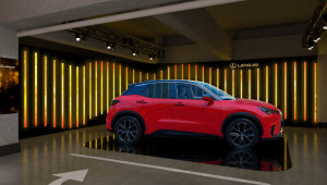 H LEXUS αποκαλύπτει το LBX στο Λονδίνο με μια καθηλωτική έκθεση τέχνης!
