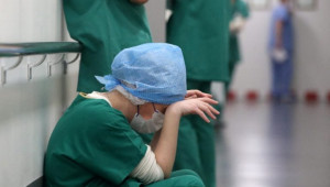 Η υποχώρηση της πανδημίας «παρέσυρε» τις δαπάνες στην υγεία στην Ευρώπη