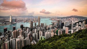 Με κινητά μιας χρήσης ταξιδεύουν πλέον στελέχη ξένων επιχειρήσεων στο Χονγκ Κονγκ