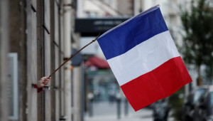 Πώς οι φόροι στραγγαλίζουν τη μεσαία τάξη στη γαλλική κοινωνία