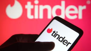Αναζητώντας δουλειά από το Tinder