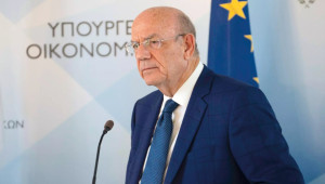 Παράταση κλιμακωτής επιδότησης στο ρεύμα και μηδενικού ΦΠΑ σε τρόφιμα