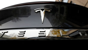Πόσο θα ωφεληθεί η Tesla από μια εκλογή Τραμπ