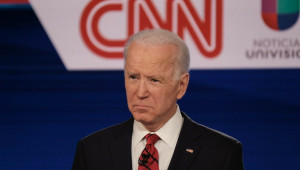 CNN: Πώς πείστηκε να αποσυρθεί ο Τζο Μπάιντεν