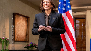 Τι ζητά ο συνιδρυτής του LinkedIn που υποστηρίζει την Κάμαλα