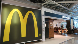 Tα γεύματα των 5 δολαρίων των McDonald’s και οι… πεινασμένοι πελάτες