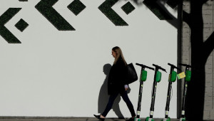 Ποια πόλη απαγορεύει τα ηλεκτρικά σκούτερ