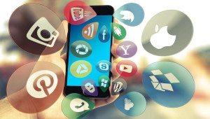 Αυστραλία: Δρομολογεί νέα όρια ηλικίας για τα social media