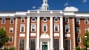 Πώς τα ελίτ αμερικανικά πανεπιστήμια απέκτησαν οικονομικά προβλήματα