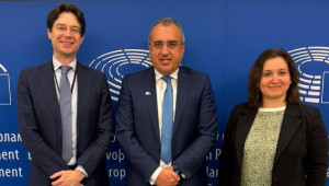 Συνάντηση Χατζηπαντέλα με εκπροσώπους της Exxon Mobil