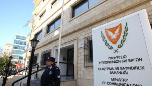 Υπ.Μεταφορών: Ζητα οχήματα Ζ για ακινητοποιημένα-Δεν θα είναι δωρεάν